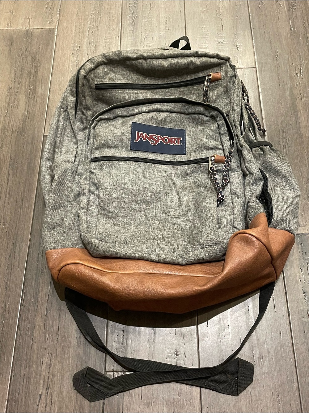 JanSport Gray Backpack Faux Leather Bottom Laptop School Travel Book Bag EUC